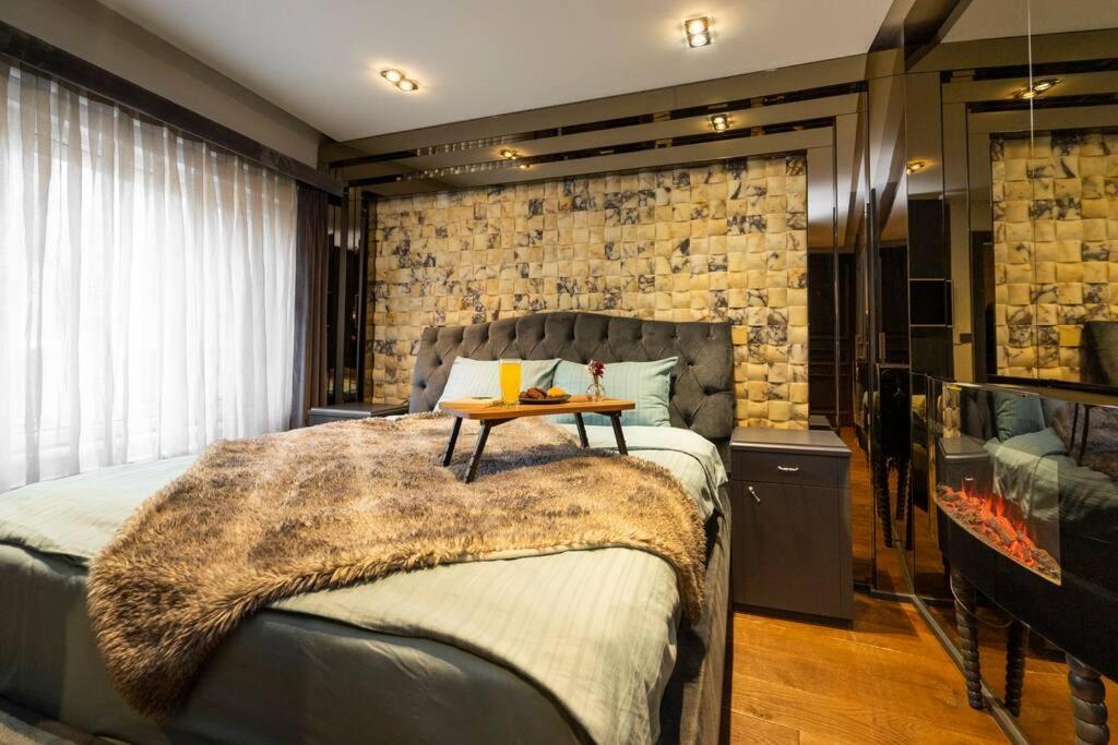Ortakoy Modern & Luxury House With Bosporus View